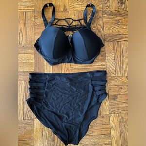 Chic Black Strappy One Piece Swimsuit